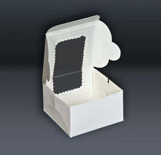 PI116 Small window white box