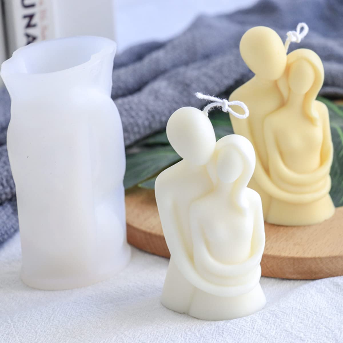 Couple Romantic Hug Mold GB104