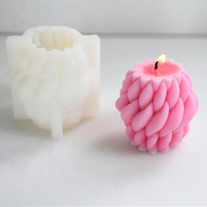 Ball Of Yarn Mold GB180