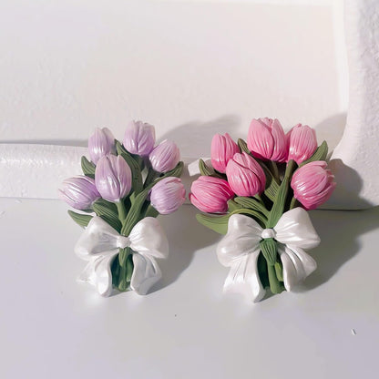 TM064 Tulip with leaf Mold