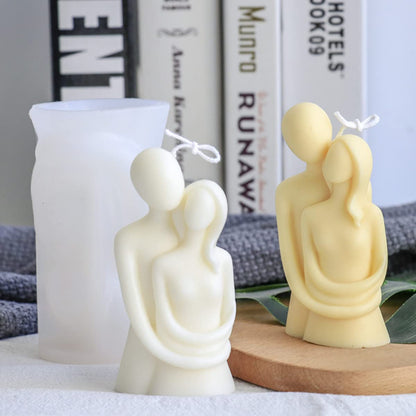 Couple Romantic Hug Mold GB104
