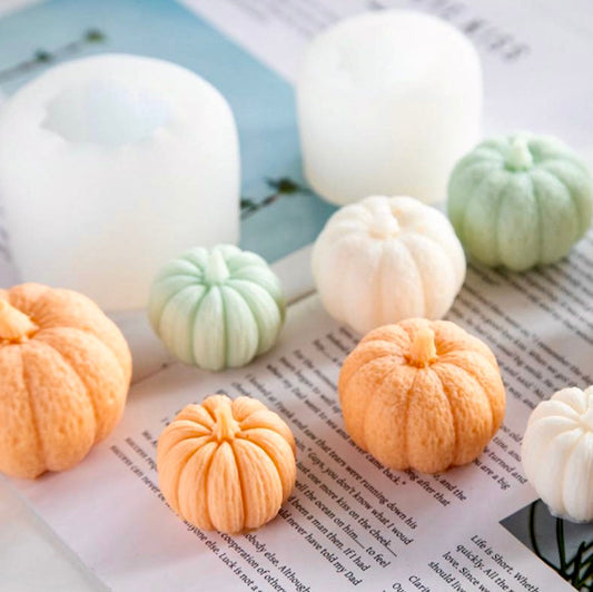 GB228 Pumpkin Small Mold
